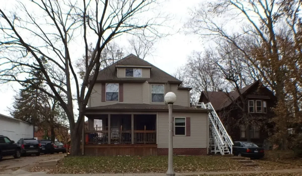 808 California Ave in Urbana, Illinois